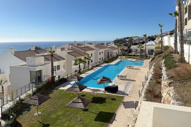 3 soverom Penthouse til salgs i Benalmádena med svømmebasseng garasje - € 687 000 (Ref: 9524594)