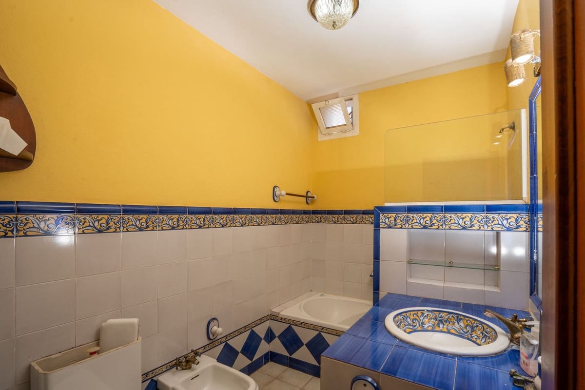 3 bedroom Townhouse for sale in Mijas Costa with pool garage - € 349,950 (Ref: 9524596)