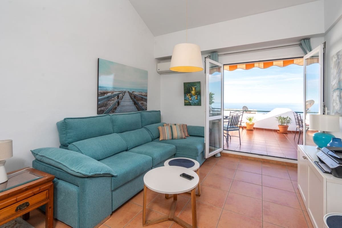 3 soverom Penthouse til salgs i Benalmadena med svømmebasseng garasje - € 619 000 (Ref: 9524598)