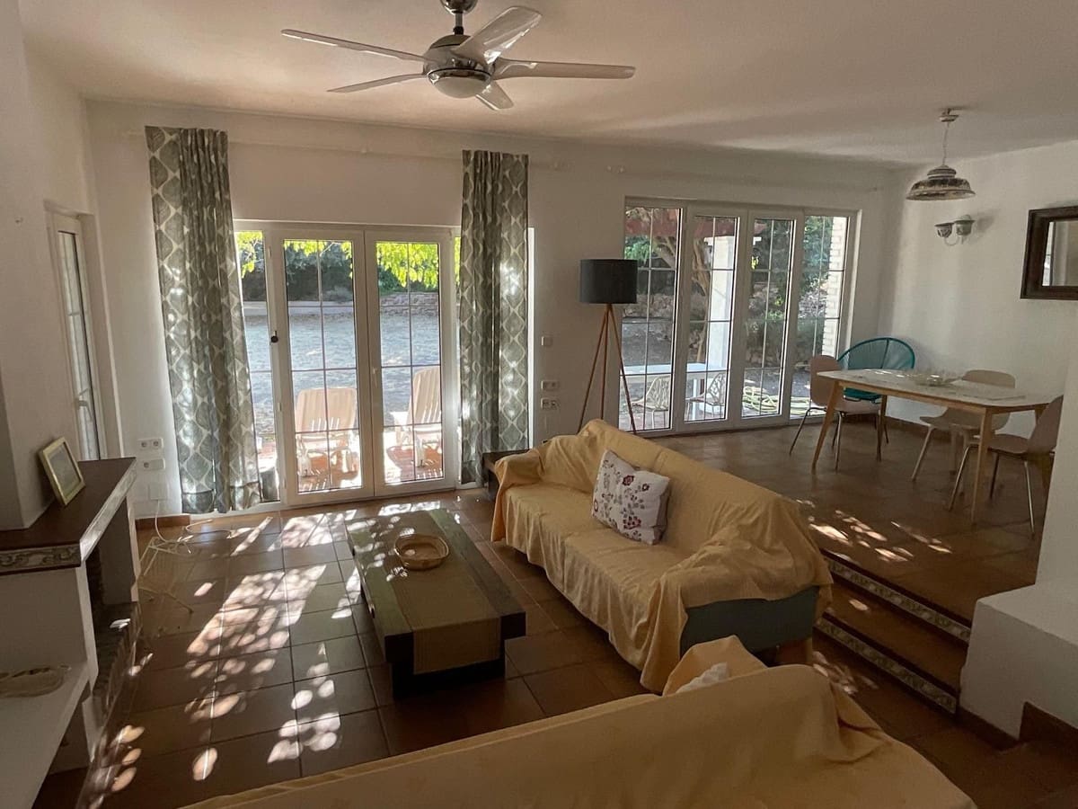 2 makuuhuone Huvila vuokrattavana paikassa Benalmadena mukana uima-altaan - 1 650 € (Ref: 9524604)