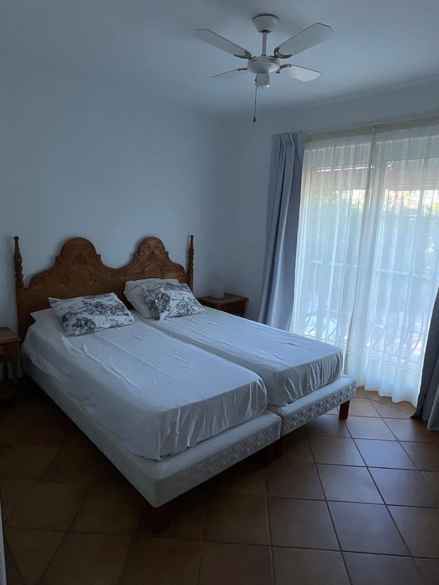 2 bedroom Villa for rent in Benalmadena with pool - € 1,650 (Ref: 9524604)