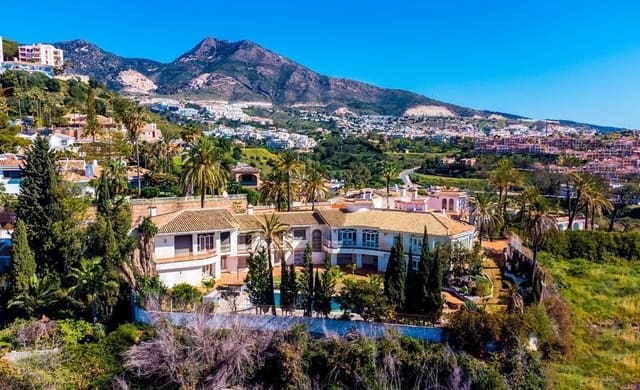 9 quarto Moradia para venda em Torremuelle, Benalmádena com piscina garagem - 2 999 000 € (Ref: 9597281)