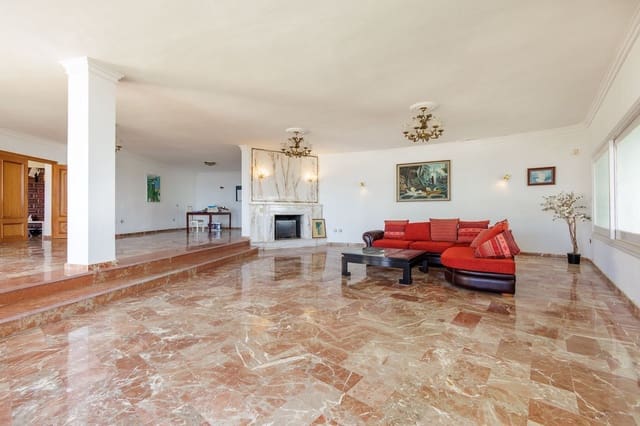 9 makuuhuone Huvila myytävänä paikassa Torremuelle, Benalmádena mukana uima-altaan 
autotalli - 2 999 000 € (Ref: 9597281)