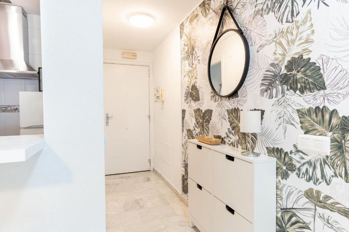 2 bedroom Apartment for sale in Benalmadena with pool - € 320,000 (Ref: 9603396)