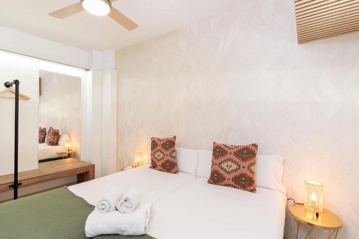 2 makuuhuone Huoneisto myytävänä paikassa Benalmadena mukana uima-altaan - 415 000 € (Ref: 9603397)