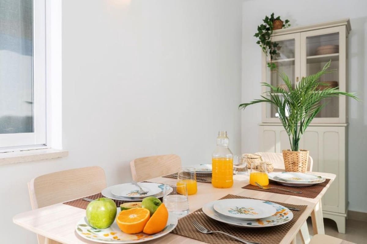 2 bedroom Apartment for sale in Benalmadena with pool - € 415,000 (Ref: 9603397)