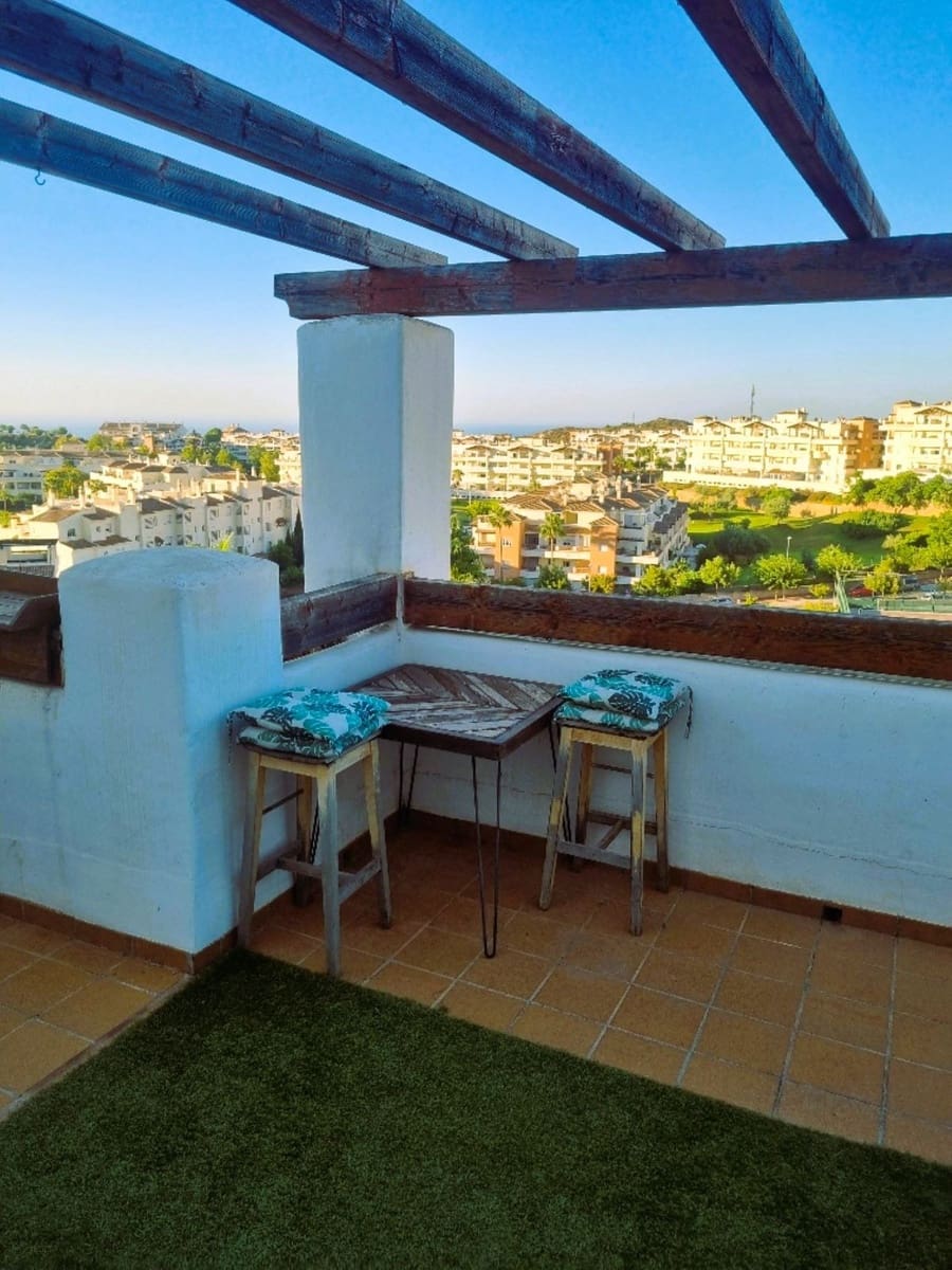 2 makuuhuone Kattohuoneisto myytävänä paikassa Benalmadena mukana uima-altaan 
autotalli - 355 000 € (Ref: 9610151)