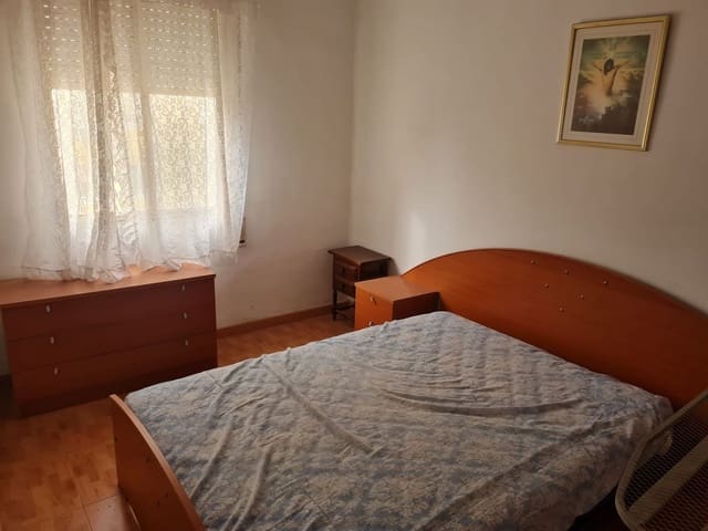 Apartamento de 4 habitaciones en Torremolinos en venta - 220.000 € (Ref: 9649914)