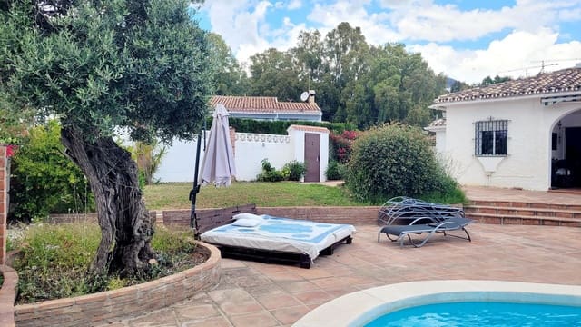 4 Zimmer Villa zu vermieten in Benalmádena pueblo, Benalmádena mit Pool - 3.300 € (Ref: 9674786)