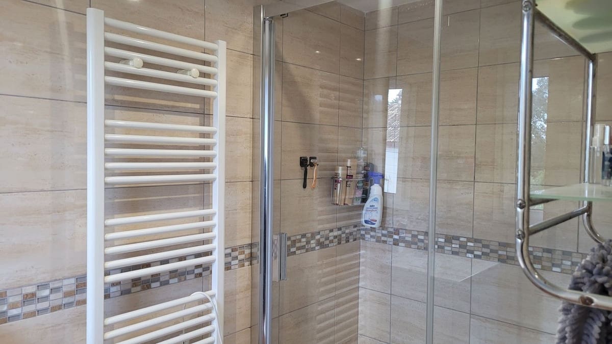 Chalet de 4 habitaciones en Benalmádena en alquiler con piscina - 3.300 € (Ref: 9674786)