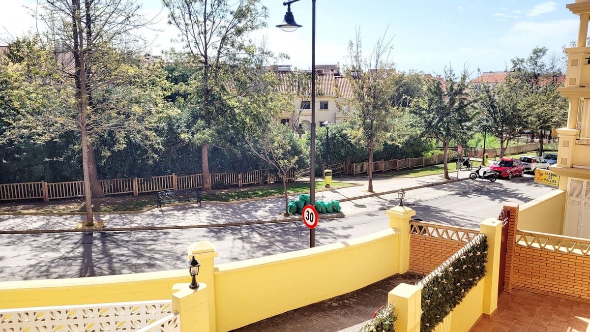 1 makuuhuone Huoneisto myytävänä paikassa Fuengirola mukana uima-altaan 
autotalli - 267 342 € (Ref: 9694101)