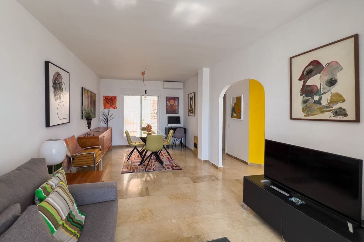 3 sypialnia Dom na sprzedaż w Benalmadena z basenem garażem - 495 000 € (Ref: 9720500)