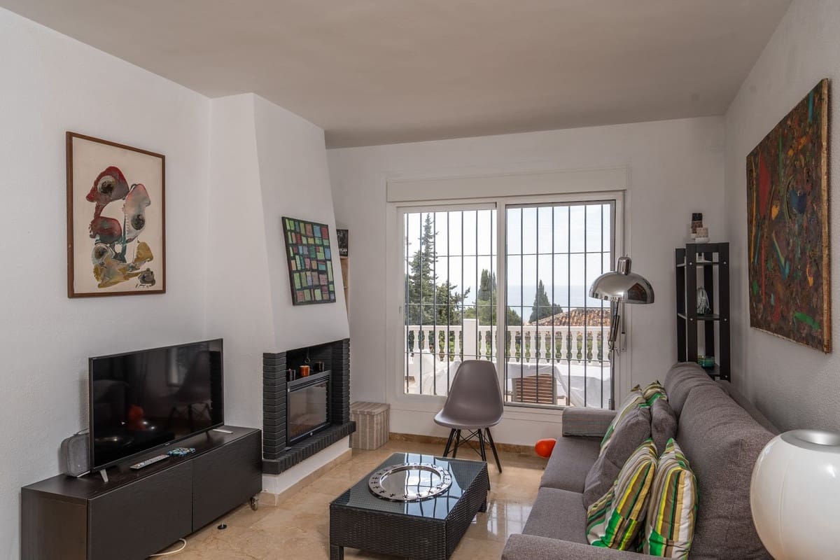 3 sypialnia Dom na sprzedaż w Benalmadena z basenem garażem - 495 000 € (Ref: 9720500)