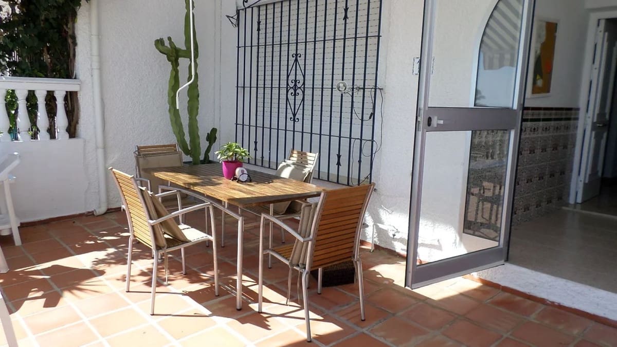 3 sypialnia Dom na sprzedaż w Benalmadena z basenem garażem - 495 000 € (Ref: 9720500)