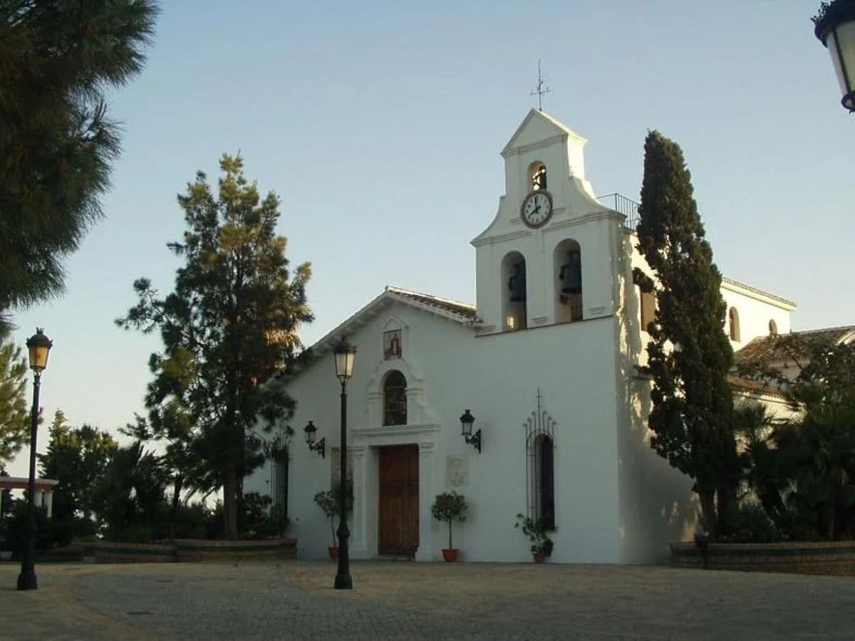 3 sypialnia Dom na sprzedaż w Benalmadena z basenem garażem - 495 000 € (Ref: 9720500)