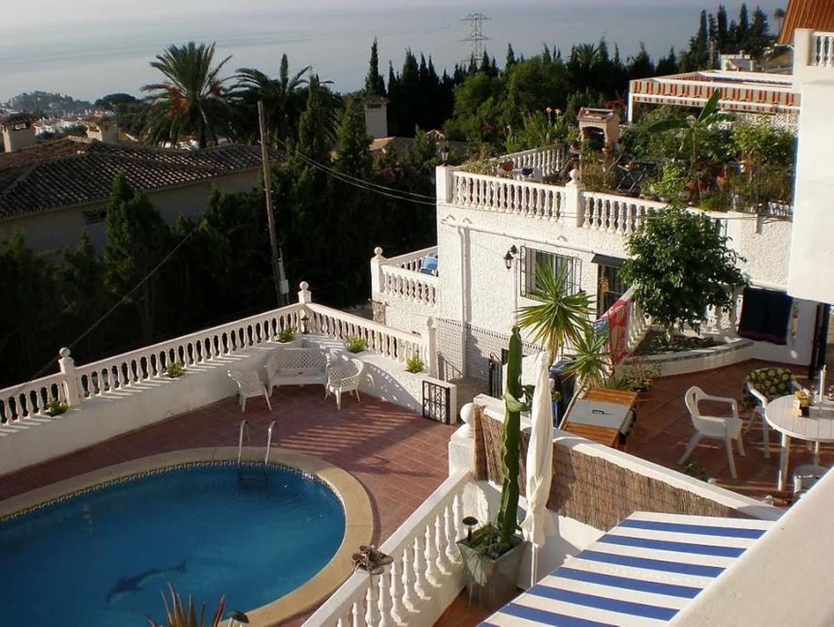 3 sypialnia Dom na sprzedaż w Benalmadena z basenem garażem - 495 000 € (Ref: 9720500)