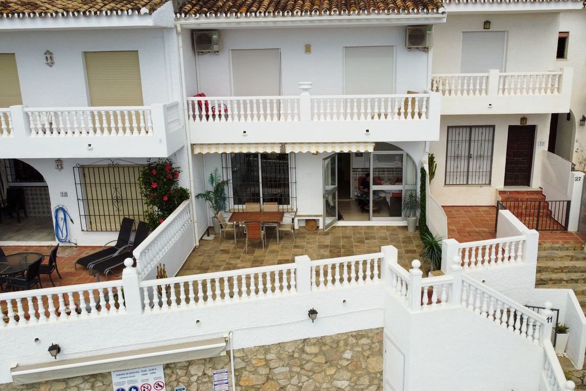 3 sypialnia Dom na sprzedaż w Benalmadena z basenem garażem - 495 000 € (Ref: 9720500)
