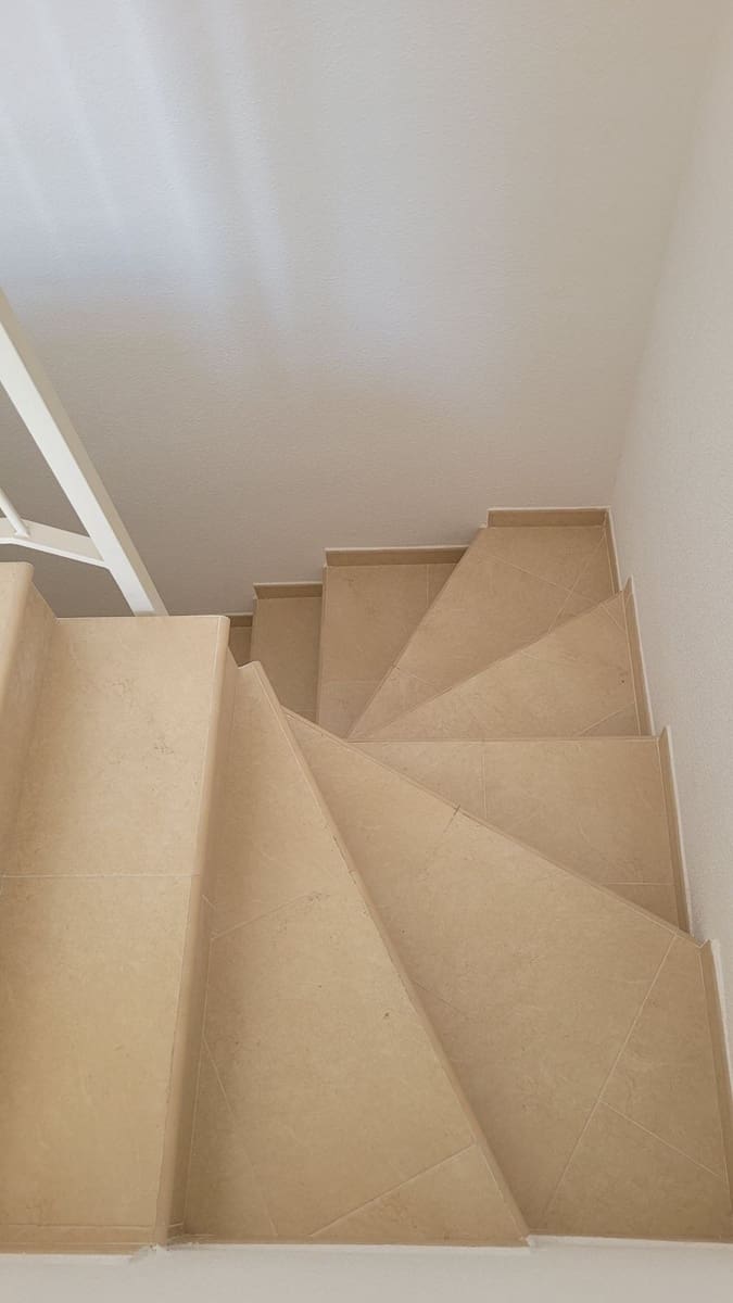 2 bedroom Apartment for rent in Benalmadena - € 1,300 (Ref: 9733644)