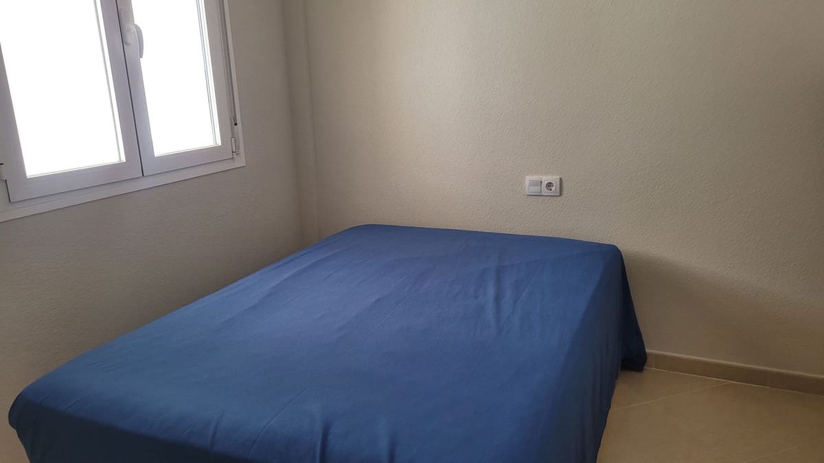 2 bedroom Apartment for rent in Benalmadena - € 1,300 (Ref: 9733644)