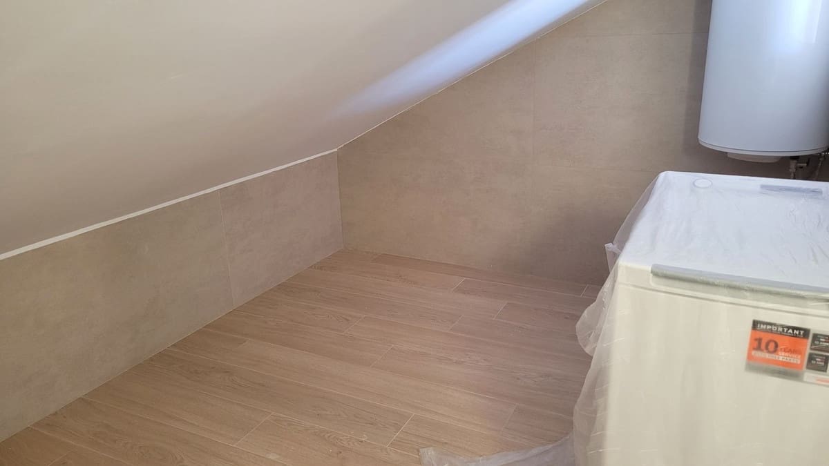 2 bedroom Apartment for rent in Benalmadena - € 1,300 (Ref: 9733644)