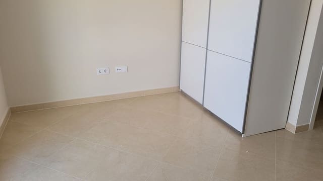 2 bedroom Apartment for rent in Benalmádena pueblo, Benalmádena - € 1,300 (Ref: 9733644)