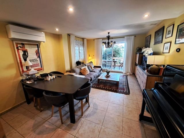 5 sypialnia Dom na sprzedaż w Albir, Alfaz del Pi / L'Alfàs del Pi z basenem garażem - 449 000 € (Ref: 9416189)