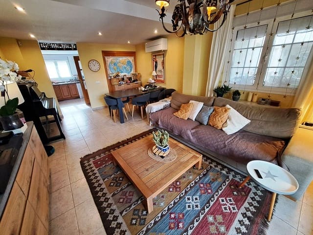 5 sypialnia Dom na sprzedaż w Albir, Alfaz del Pi / L'Alfàs del Pi z basenem garażem - 449 000 € (Ref: 9416189)