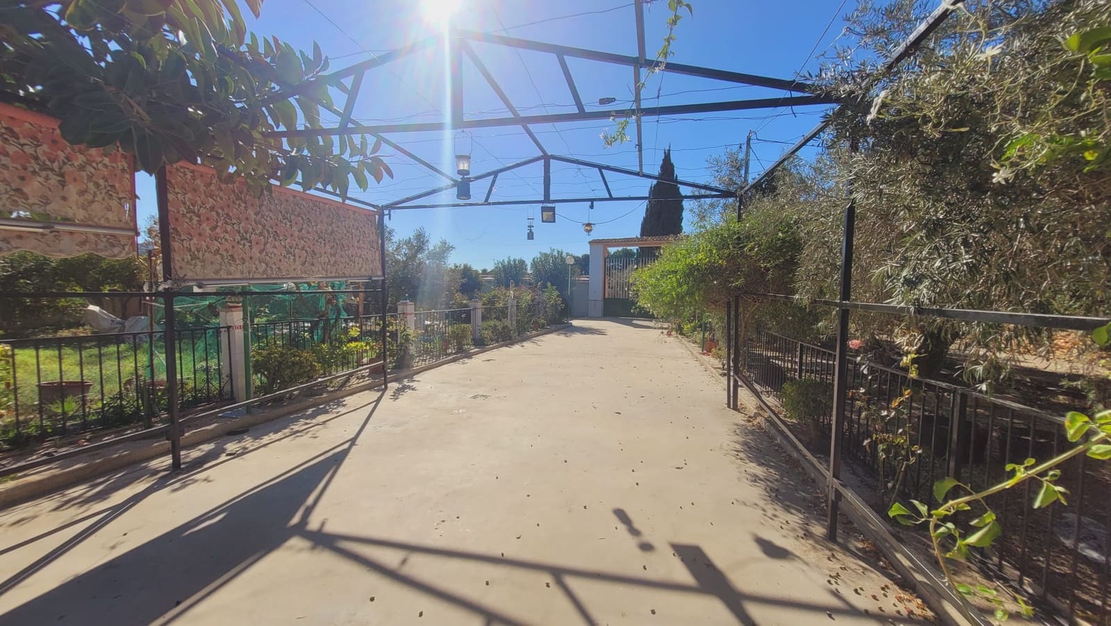 3 Zimmer Villa zu verkaufen in Alfaz del Pi / L'Alfas del Pi mit Pool Garage - 372.000 € (Ref: 9416190)