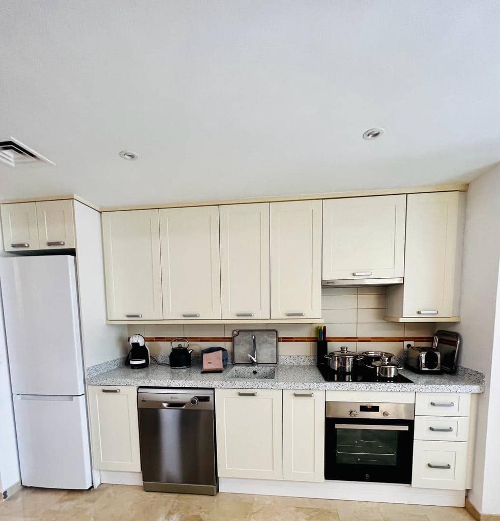 2 makuuhuone Huoneisto myytävänä paikassa Albir mukana uima-altaan 
autotalli - 375 000 € (Ref: 9416191)