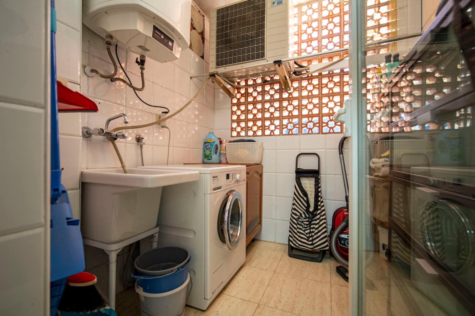 2 slaapkamer Appartement te koop in Albir met zwembad garage - € 309.000 (Ref: 9416192)