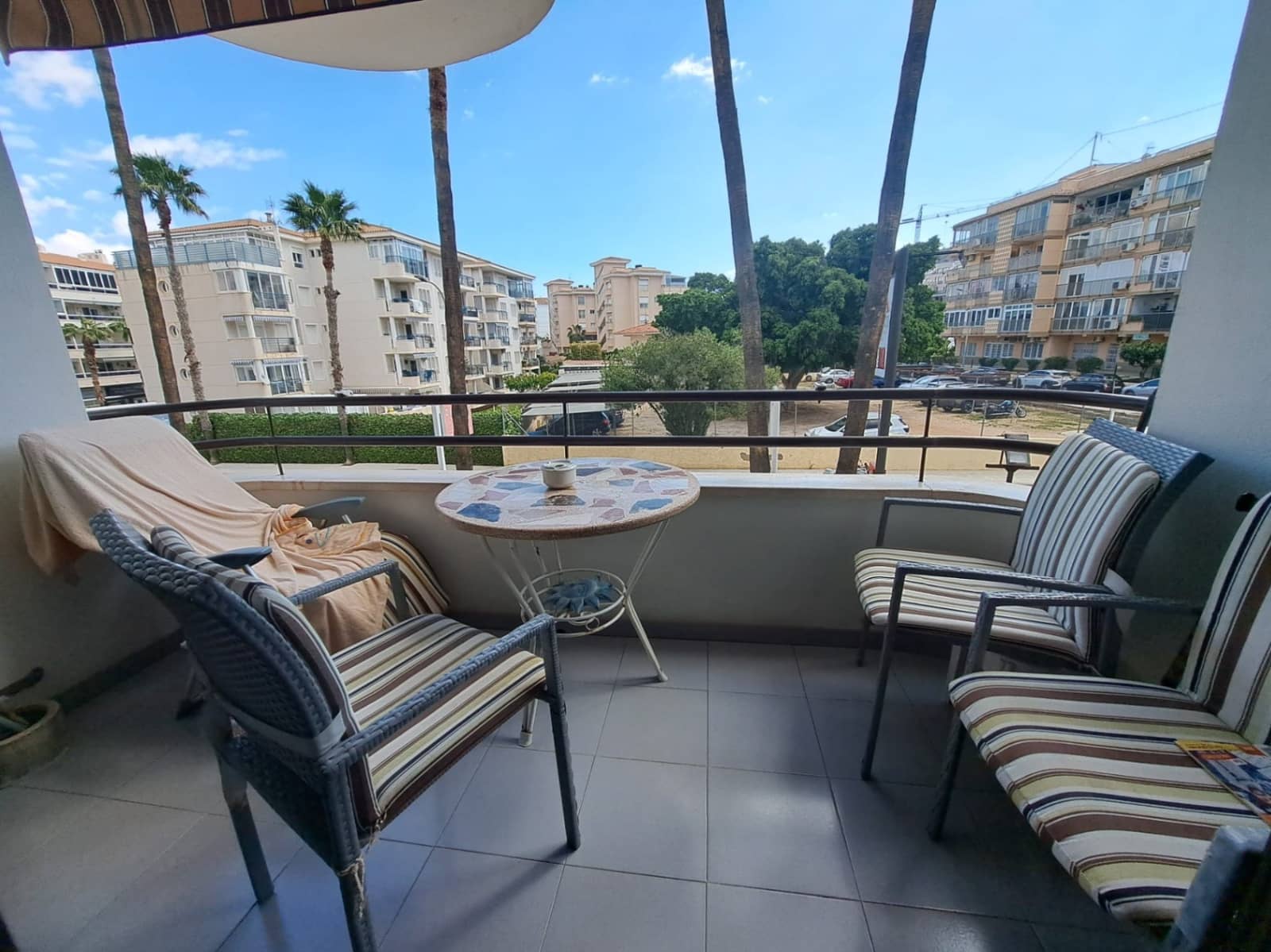 Apartamento de 2 habitaciones en Albir en venta con piscina - 259.000 € (Ref: 9416193)