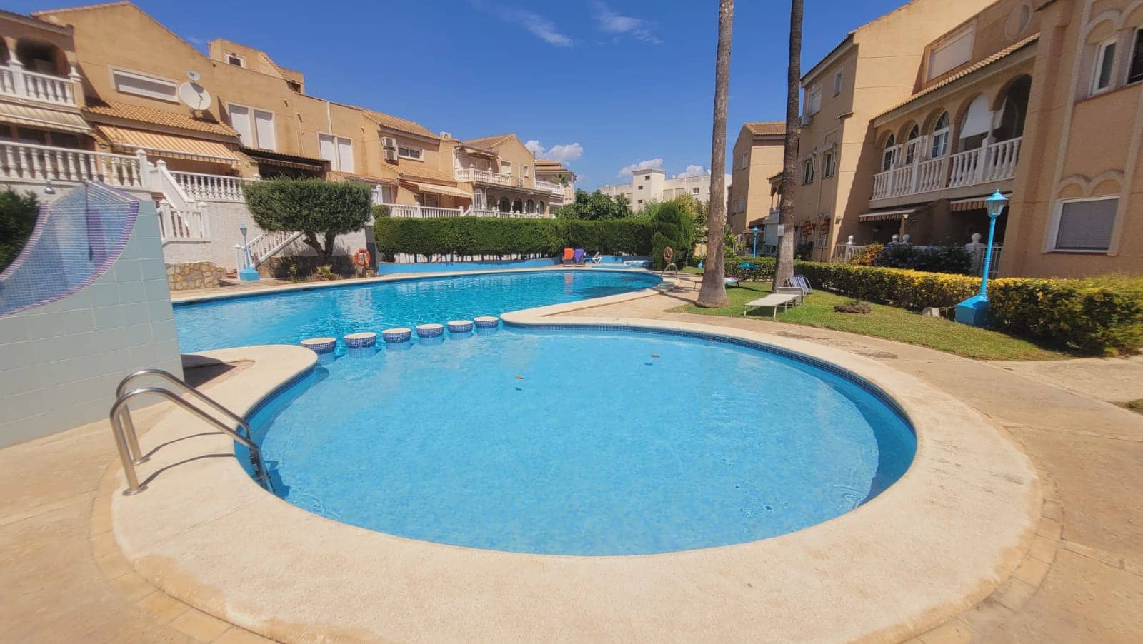 1 bedroom Apartment for sale in Albir with pool - € 220,000 (Ref: 9416195)