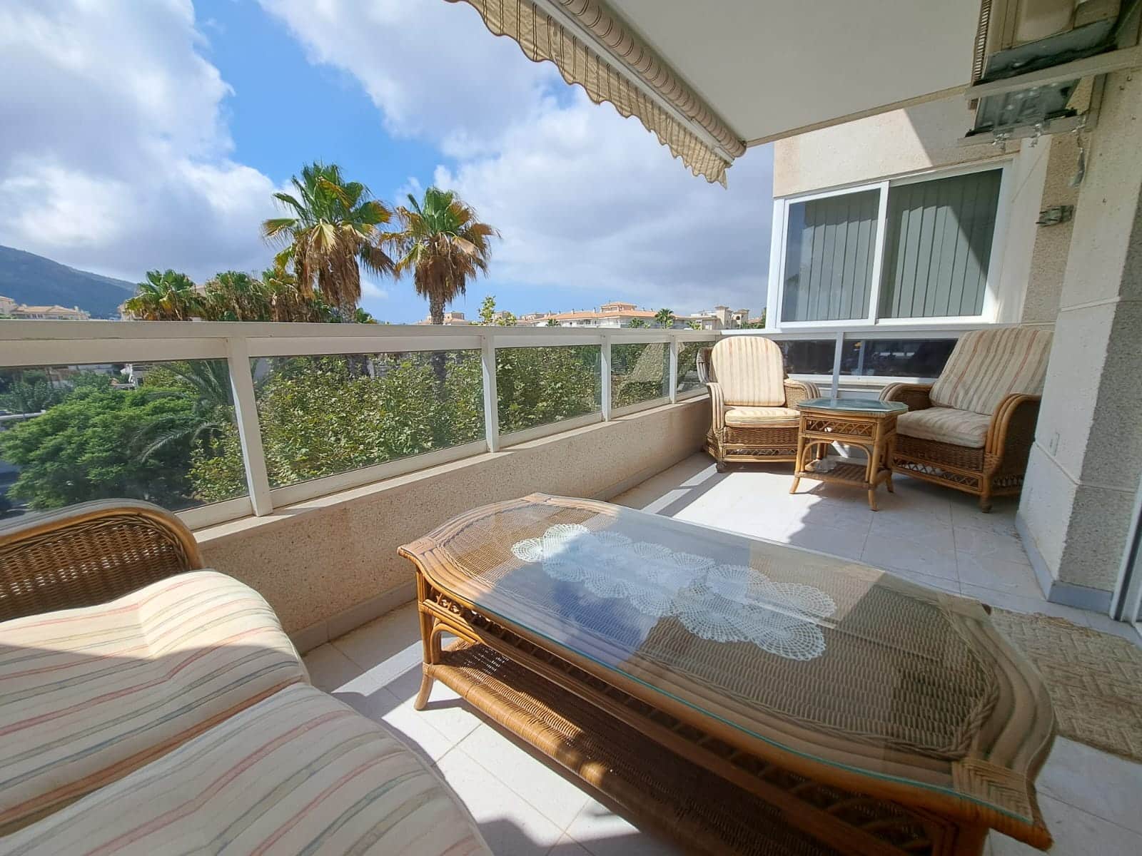2 bedroom Apartment for sale in Albir with pool garage - € 385,000 (Ref: 9416198)