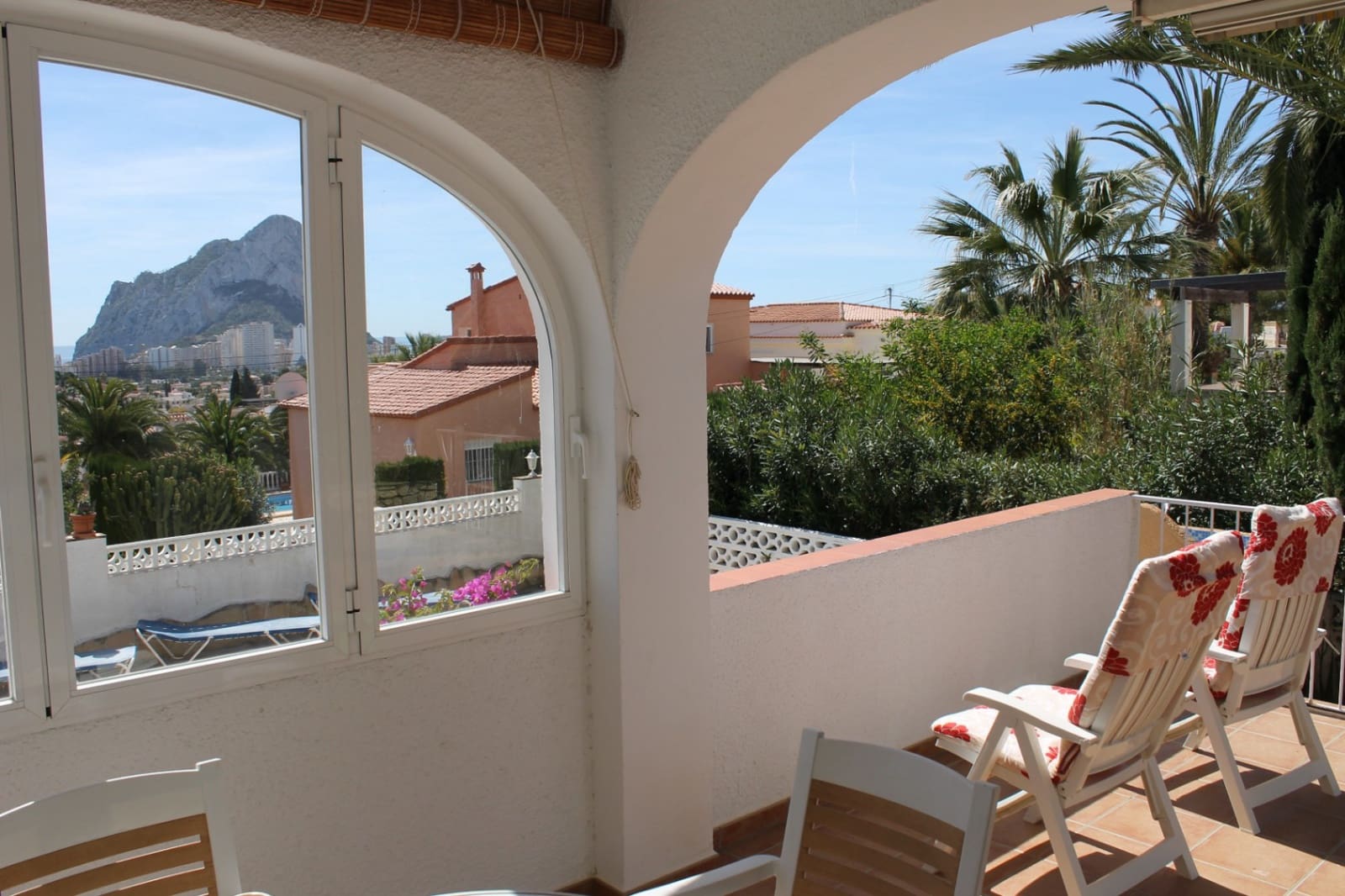 4 soveværelse Villa til salg i Calpe / Calp med swimmingpool garage - € 665.000 (Ref: 9416201)