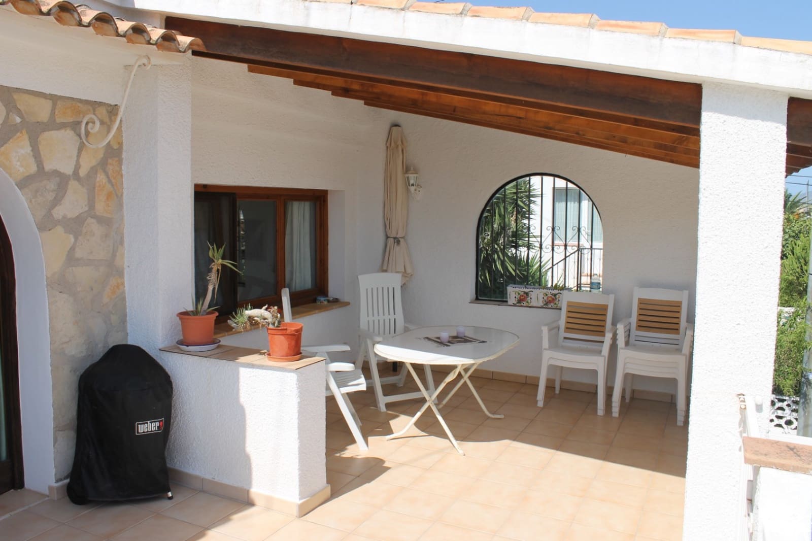 4 soveværelse Villa til salg i Calpe / Calp med swimmingpool garage - € 665.000 (Ref: 9416201)