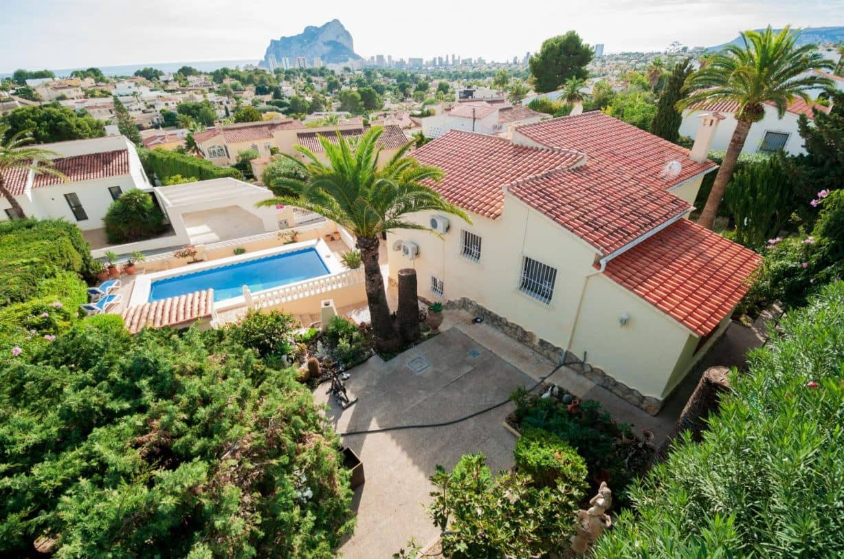 3 soverom Villa til salgs i Calpe / Calp med svømmebasseng garasje - € 490 000 (Ref: 9416202)