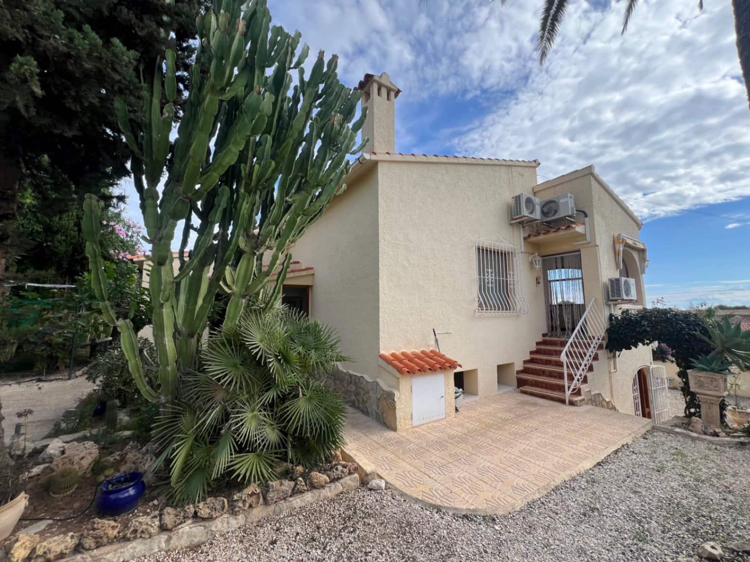 3 soverom Villa til salgs i Calpe / Calp med svømmebasseng garasje - € 490 000 (Ref: 9416202)