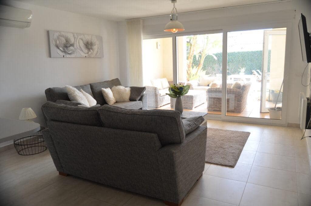 6 makuuhuone Huvila myytävänä paikassa Alfaz del Pi / L'Alfas del Pi mukana uima-altaan 
autotalli - 725 000 € (Ref: 9416204)