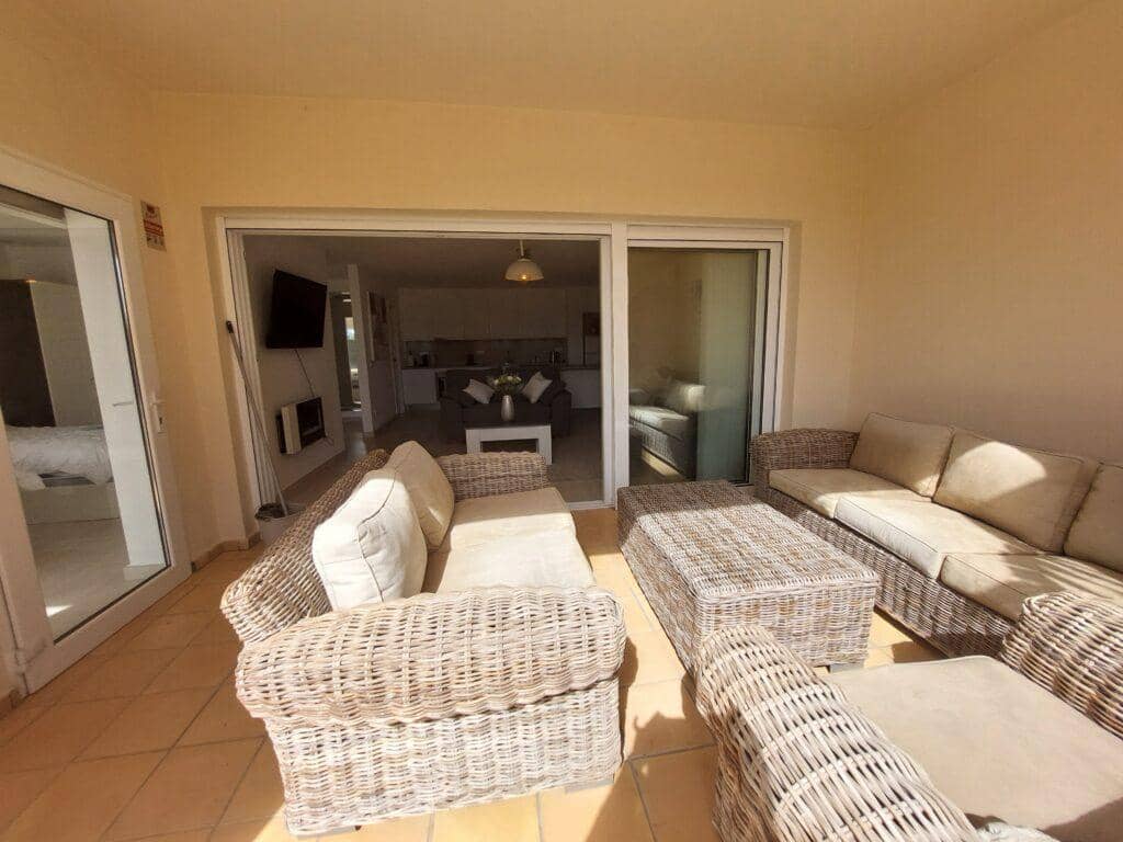 6 makuuhuone Huvila myytävänä paikassa Alfaz del Pi / L'Alfas del Pi mukana uima-altaan 
autotalli - 725 000 € (Ref: 9416204)