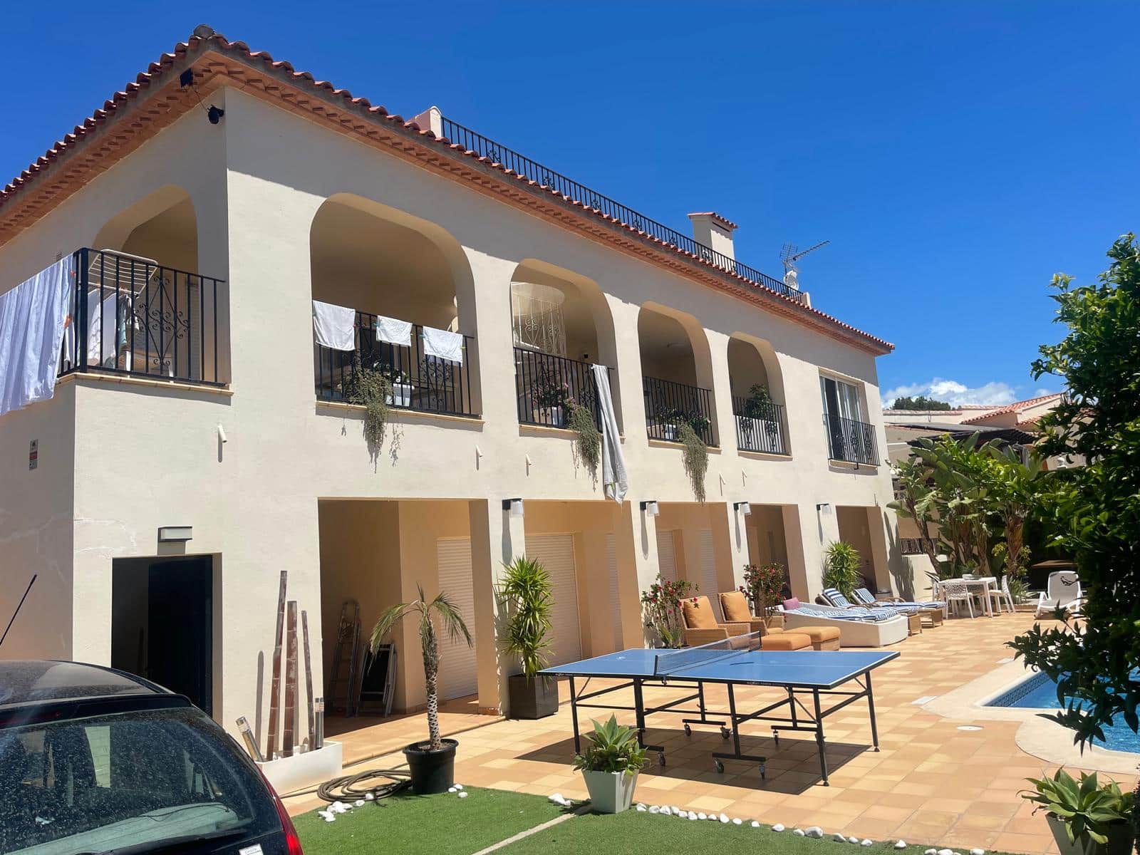 6 makuuhuone Huvila myytävänä paikassa Alfaz del Pi / L'Alfas del Pi mukana uima-altaan 
autotalli - 725 000 € (Ref: 9416204)