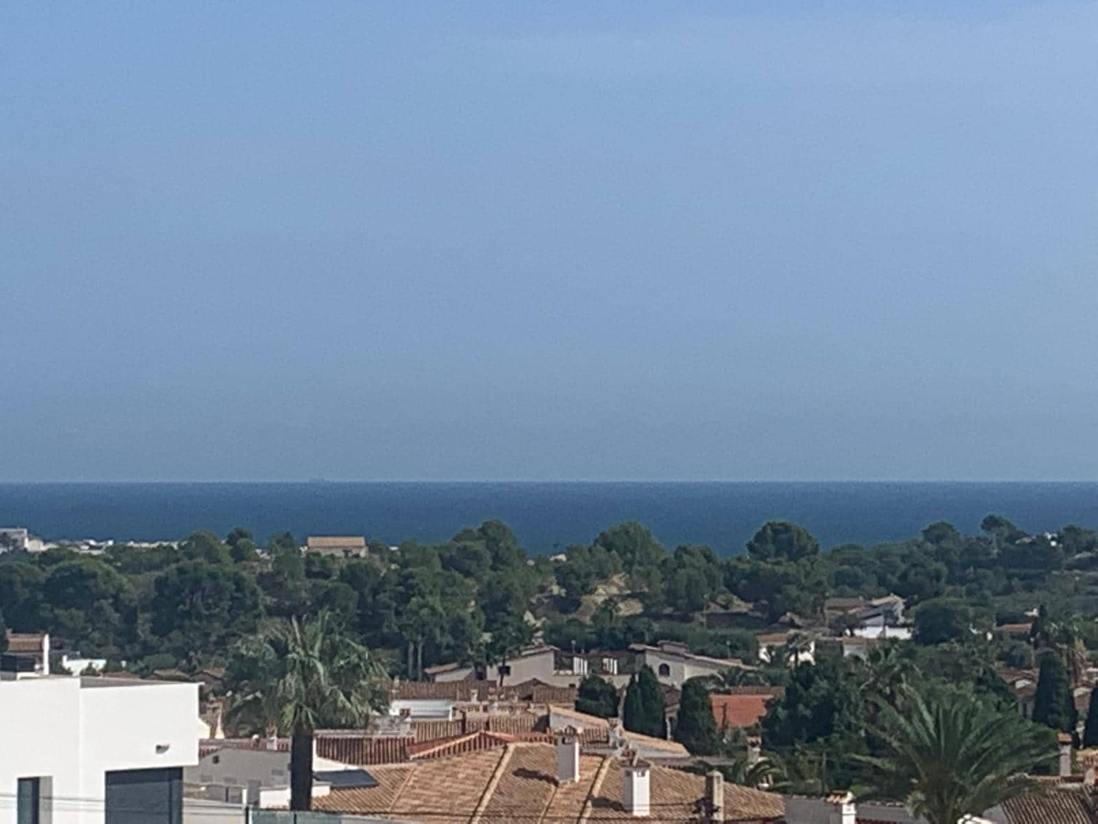 6 makuuhuone Huvila myytävänä paikassa Alfaz del Pi / L'Alfas del Pi mukana uima-altaan 
autotalli - 725 000 € (Ref: 9416204)