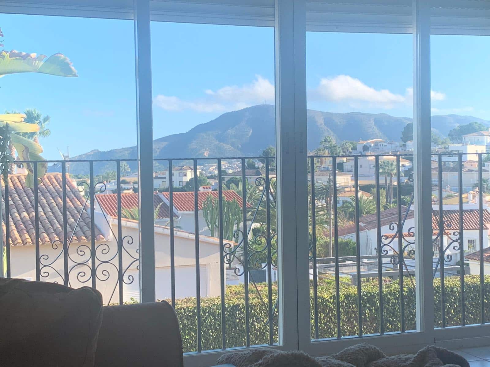 6 makuuhuone Huvila myytävänä paikassa Alfaz del Pi / L'Alfas del Pi mukana uima-altaan 
autotalli - 725 000 € (Ref: 9416204)