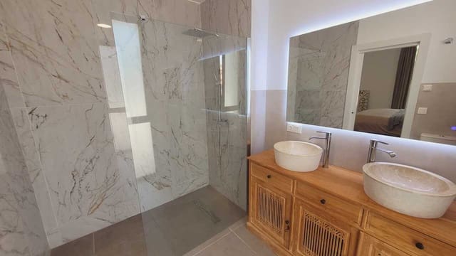 3 soverom Villa til salgs i Albir, Alfaz del Pi / L'Alfàs del Pi med svømmebasseng garasje - € 840 000 (Ref: 9416211)