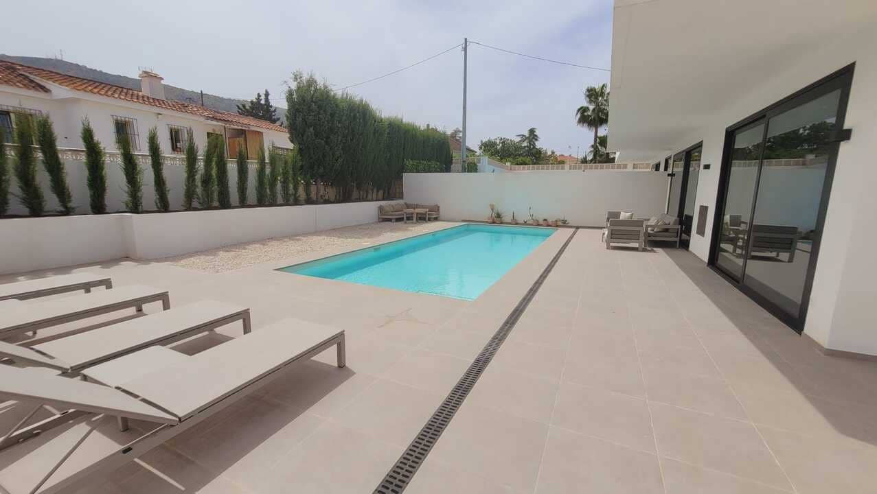 3 soverom Villa til salgs i Albir med svømmebasseng garasje - € 840 000 (Ref: 9416211)