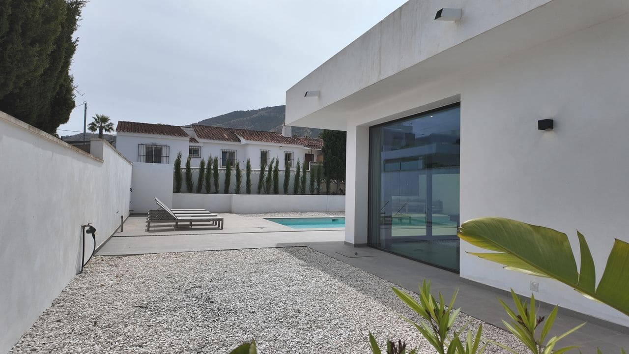 3 soverom Villa til salgs i Albir med svømmebasseng garasje - € 840 000 (Ref: 9416211)