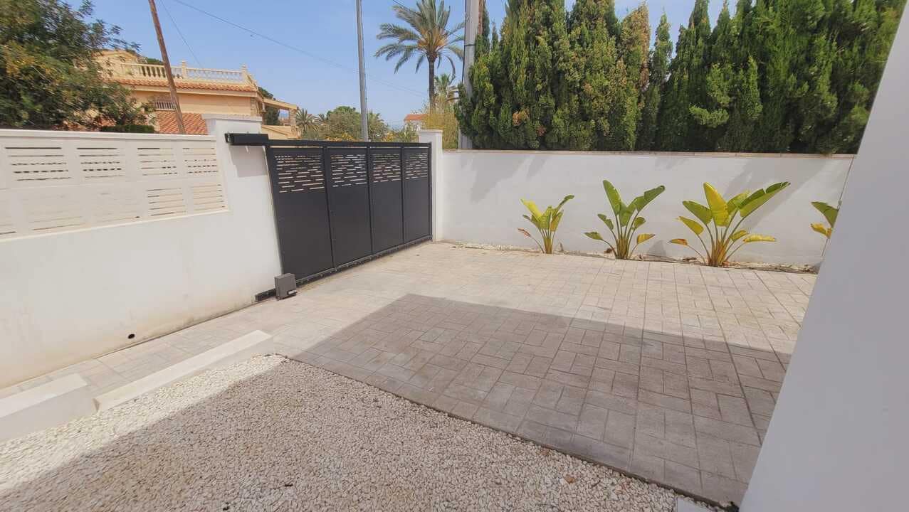 3 soverom Villa til salgs i Albir med svømmebasseng garasje - € 840 000 (Ref: 9416211)