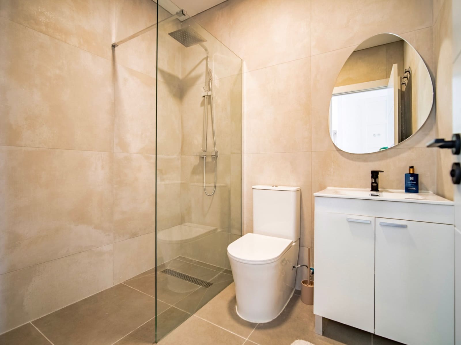 3 bedroom Villa for sale in Albir with pool garage - € 840,000 (Ref: 9416211)