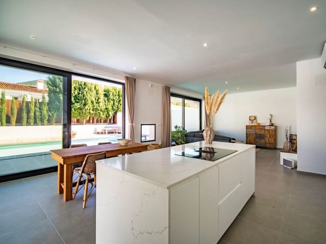 3 quarto Moradia para venda em Albir, Alfaz del Pi / L'Alfàs del Pi com piscina garagem - 840 000 € (Ref: 9416211)