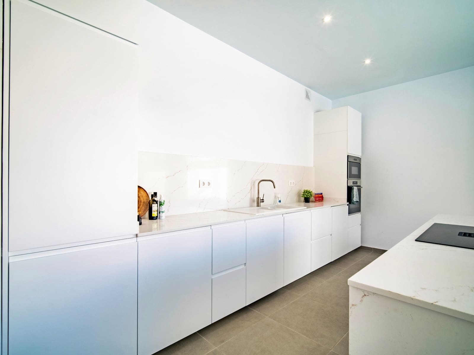 3 bedroom Villa for sale in Albir with pool garage - € 840,000 (Ref: 9416211)