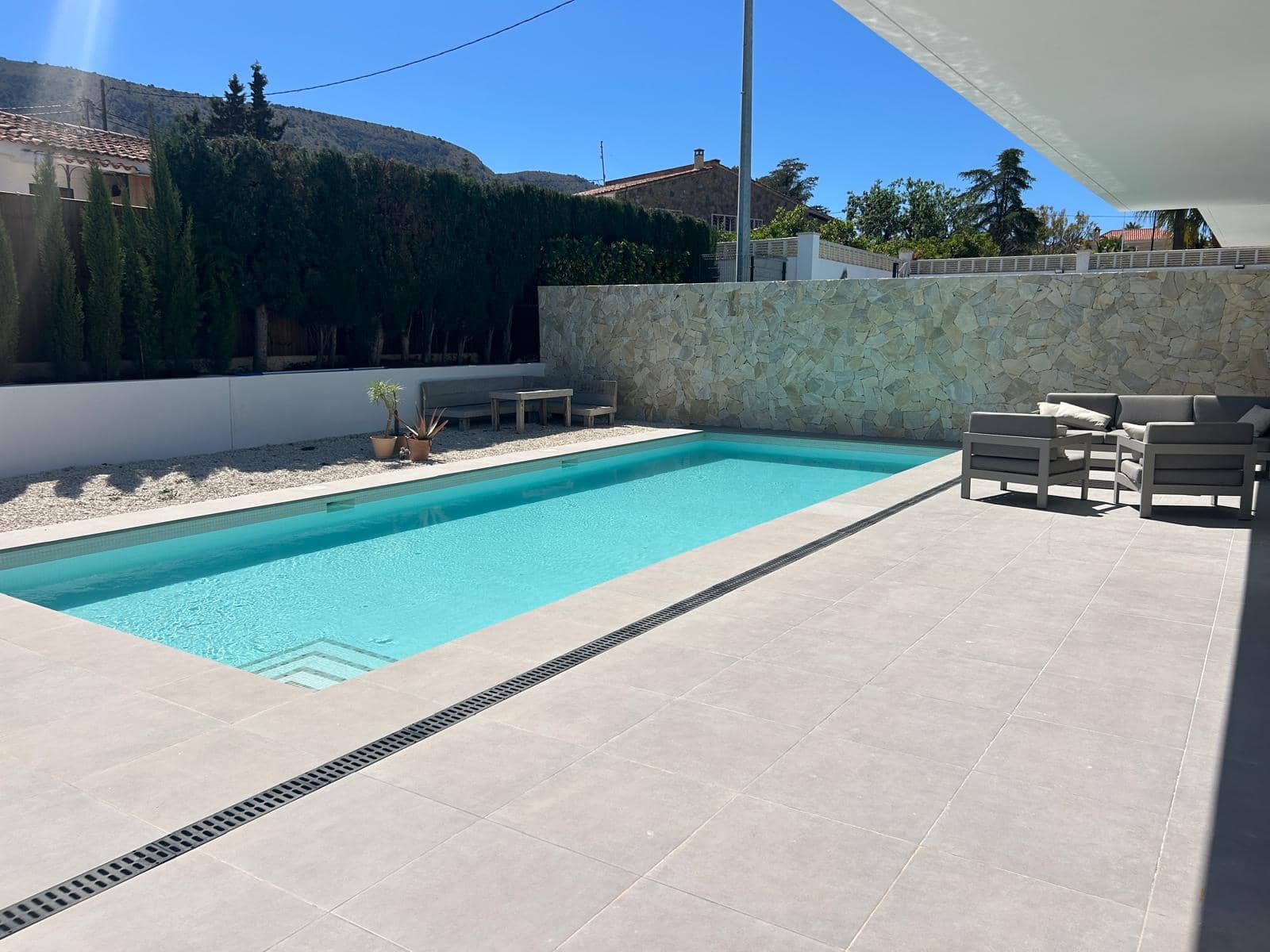 3 bedroom Villa for sale in Albir with pool garage - € 840,000 (Ref: 9416211)